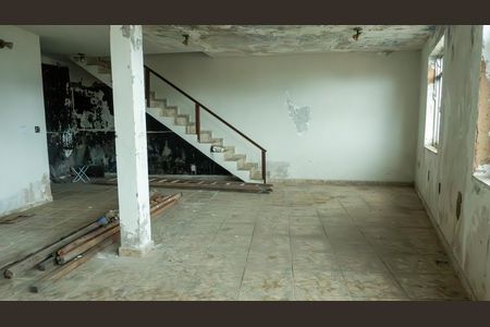 Casa à venda com 2 quartos, 100m² em Santo Cristo, Rio de Janeiro