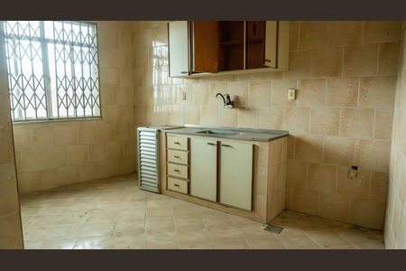 Casa à venda com 100m², 2 quartos e 1 vaga
