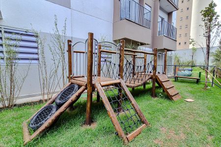 Apartamento para alugar com 37m², 2 quartos e 1 vagaÁrea comum - Playground