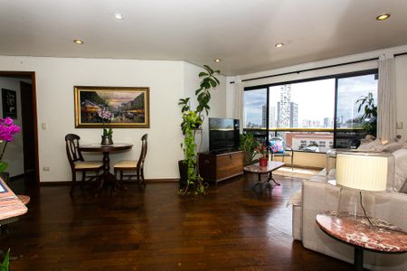 Sala de apartamento à venda com 3 quartos, 100m² em Vila Azevedo, São Paulo