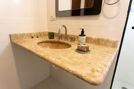Apartamento à venda com 100m², 3 quartos e 1 vagaBanheiro da Suíte