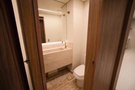Apartamento à venda com 246m², 3 quartos e 3 vagasLavabo