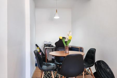 Apartamento à venda com 95m², 2 quartos e 1 vagaSala 