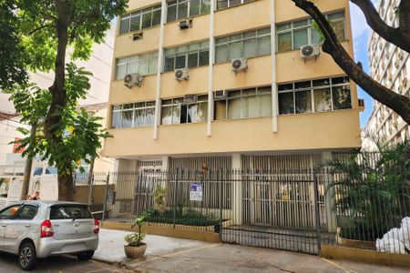 Apartamento à venda com 95m², 2 quartos e 1 vagaFachada do Condomínio 