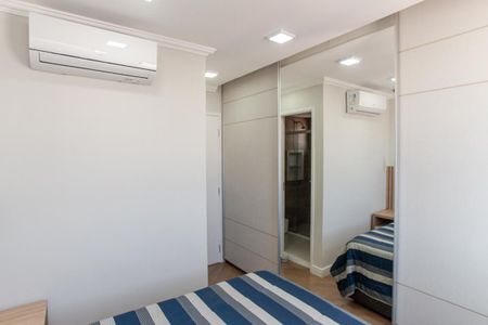 Apartamento à venda com 70m², 2 quartos e 2 vagasSuíte
