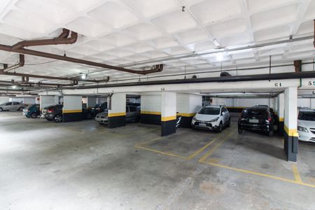 Apartamento à venda com 70m², 2 quartos e 2 vagasÁrea comum - Garagem