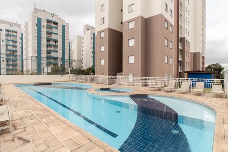 Apartamento à venda com 70m², 2 quartos e 2 vagasÁrea comum - Piscina