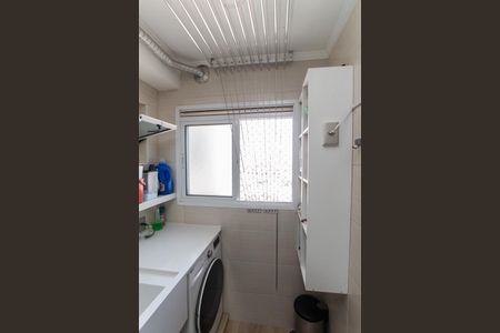 Apartamento à venda com 70m², 2 quartos e 2 vagasCozinha e Área de Serviço