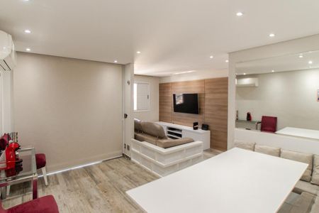 Sala de apartamento à venda com 2 quartos, 70m² em Carandiru, São Paulo