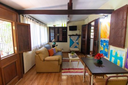 Casa para alugar com 300m², 5 quartos e 4 vagasAnexo 