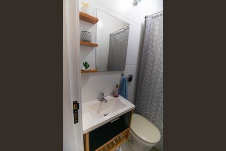 Casa para alugar com 300m², 5 quartos e 4 vagasBanheiro 2