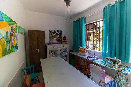 Casa para alugar com 300m², 5 quartos e 4 vagasSuíte Externa