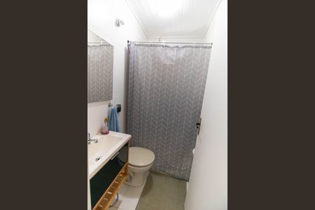 Casa para alugar com 300m², 5 quartos e 4 vagasBanheiro 2