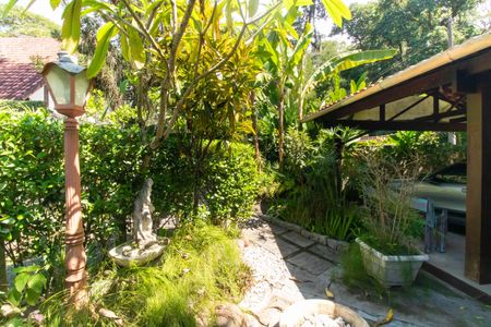 Casa para alugar com 300m², 5 quartos e 4 vagasÁrea externa