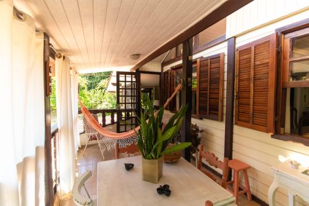 Casa para alugar com 300m², 5 quartos e 4 vagasVaranda da Sala