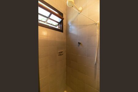 Casa para alugar com 300m², 5 quartos e 4 vagasBanheiro da Suíte Externa 