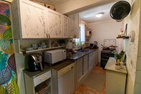 Casa para alugar com 300m², 5 quartos e 4 vagasCozinha