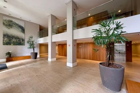 Apartamento à venda com 185m², 3 quartos e 3 vagasHall Social