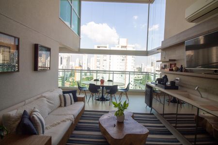 Apartamento à venda com 185m², 3 quartos e 3 vagasVaranda