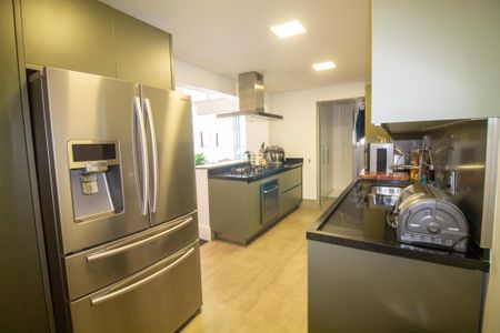 Apartamento à venda com 185m², 3 quartos e 3 vagasCozinha