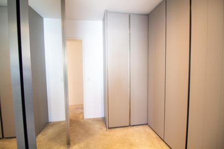 Apartamento à venda com 185m², 3 quartos e 3 vagasCloset da Suíte 3
