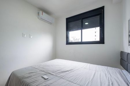 Suíte de apartamento para alugar com 1 quarto, 29m² em Pinheiros, São Paulo