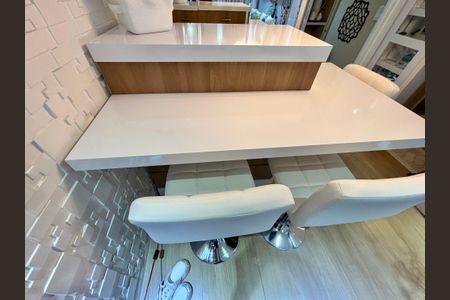 Apartamento à venda com 56m², 2 quartos e 1 vagaSala de Jantar