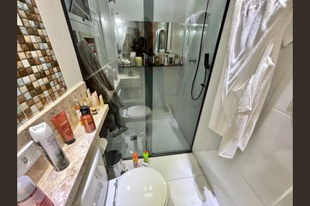 Apartamento à venda com 56m², 2 quartos e 1 vagaBanheiro da Suíte