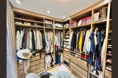 Apartamento à venda com 56m², 2 quartos e 1 vagaCloset