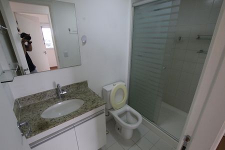 Apartamento para alugar com 54m², 2 quartos e 2 vagasBanheiro