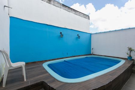 Casa para alugar com 160m², 3 quartos e 1 vagaÁrea Externa - Piscina 