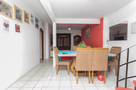 Sala de Jantar de casa para alugar com 3 quartos, 160m² em Cidade Tiradentes, São Paulo