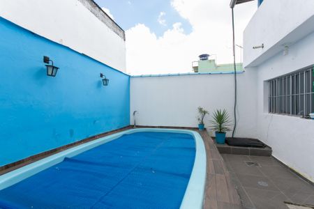 Casa para alugar com 160m², 3 quartos e 1 vagaÁrea Externa - Piscina 