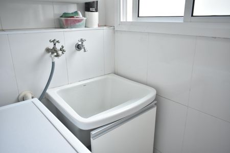 Apartamento à venda com 69m², 2 quartos e 1 vagaÁrea de Serviço