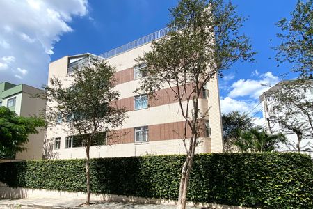 Apartamento à venda com 180m², 3 quartos e 3 vagasFachada