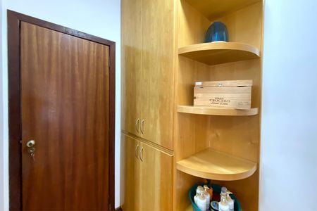 Apartamento à venda com 180m², 3 quartos e 3 vagasCorredor