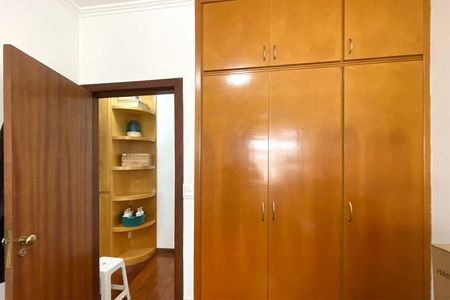 Apartamento à venda com 180m², 3 quartos e 3 vagasQuarto 3