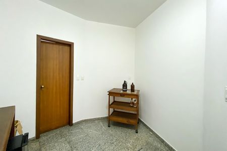 Apartamento à venda com 180m², 3 quartos e 3 vagasHall da Escada