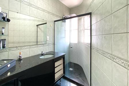 Apartamento à venda com 180m², 3 quartos e 3 vagasBanheiro da Suíte 1