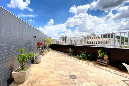 Apartamento à venda com 180m², 3 quartos e 3 vagasCobertura