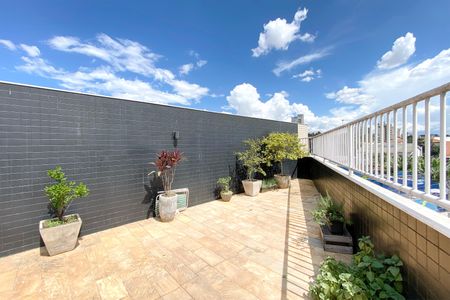 Apartamento à venda com 180m², 3 quartos e 3 vagasCobertura