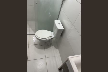 Casa para alugar com 110m², 2 quartos e 2 vagasBanheiro