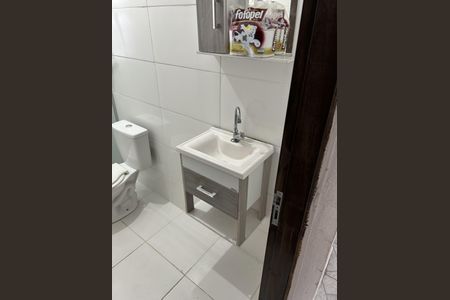 Casa para alugar com 110m², 2 quartos e 2 vagasBanheiro