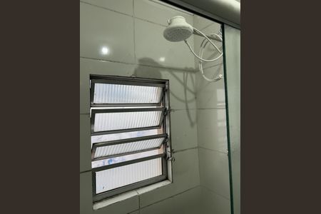 Casa para alugar com 110m², 2 quartos e 2 vagasBanheiro