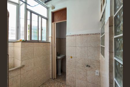 Apartamento à venda com 80m², 2 quartos e 2 vagasÁrea de Serviço