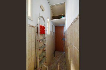 Apartamento à venda com 80m², 2 quartos e 2 vagasCorredor