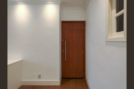 Apartamento à venda com 80m², 2 quartos e 2 vagasEntrada
