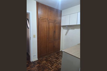 Apartamento à venda com 97m², 3 quartos e 1 vagaÁrea de Serviço