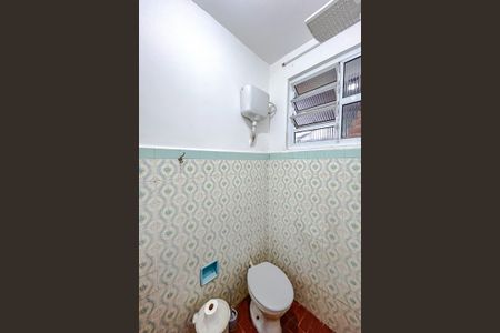 Casa à venda com 217m², 4 quartos e 2 vagasBanheiro - Casa 2