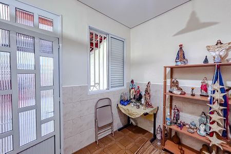 Casa à venda com 217m², 4 quartos e 2 vagasCasa 2